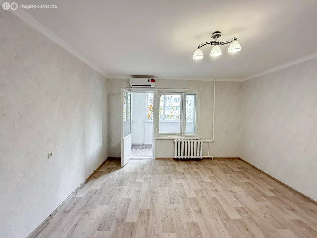 1-комнатная квартира: Алушта, Октябрьская улица, 36 (34 м) - Фото 1