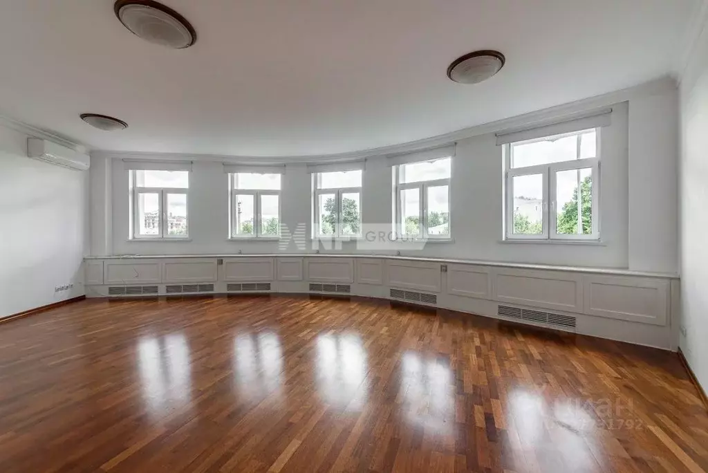 4-к кв. Москва Цветной бул., 16/1 (208.0 м) - Фото 1