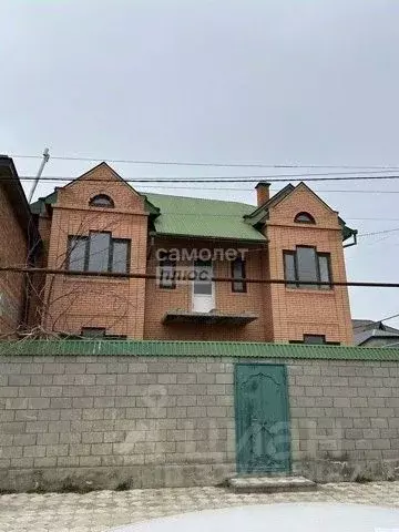 Дом в Дагестан, Каспийск ул. Лизы Чайкиной, 22 (280 м) - Фото 1