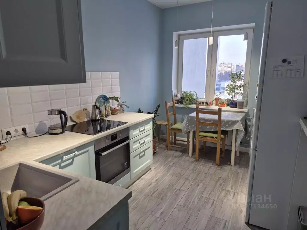 2-к кв. Свердловская область, Екатеринбург ул. Комсомольская, 76 (75.0 ... - Фото 2