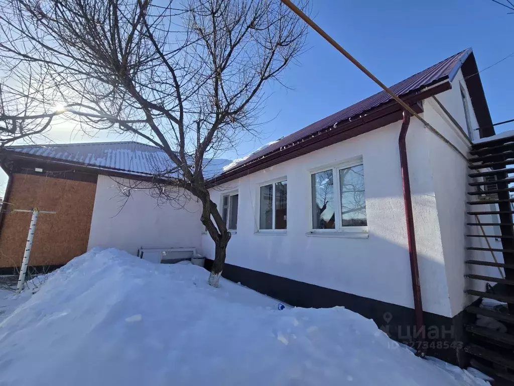 Дом в Саратовская область, Саратов проезд 3-й Ровенский (150 м) - Фото 1