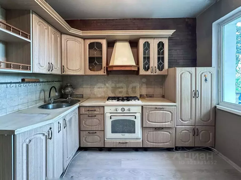 3-к кв. Иркутская область, Ангарск 219-й кв-л, 16 (62.5 м) - Фото 0