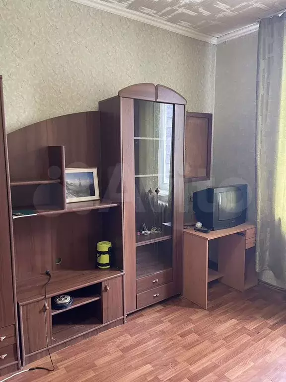 Комната 19 м в 8-к., 2/2 эт. - Фото 0