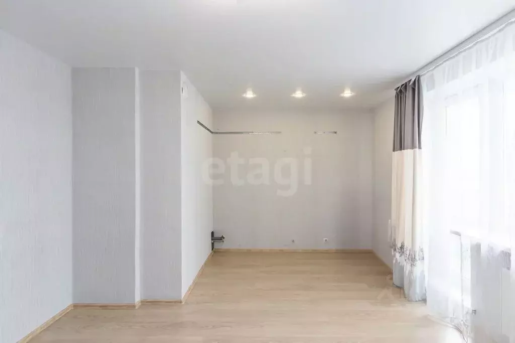 Студия Тюменская область, Тюмень ул. Новоселов, 117 (24.3 м) - Фото 1