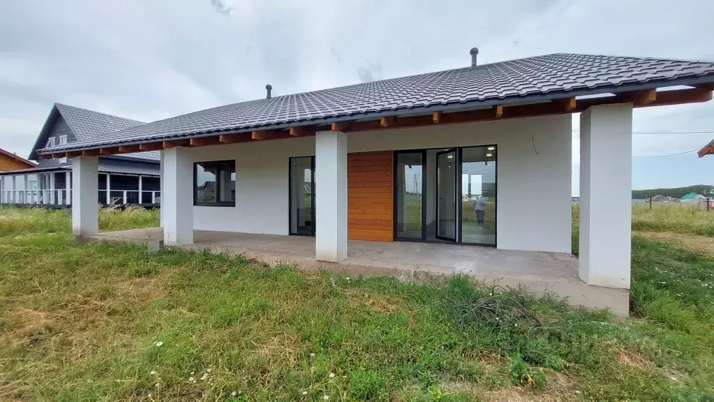 Дом в Башкортостан, Уфимский район, Дмитриевский сельсовет, д. ... - Фото 2