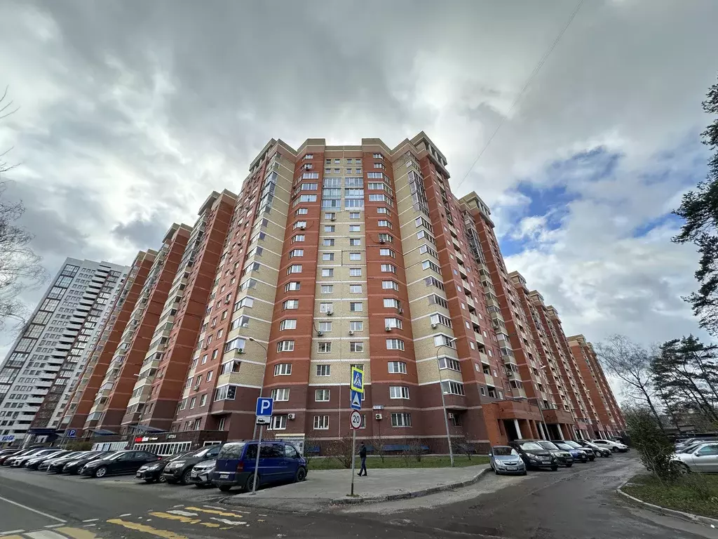 Продаётся 2-к квартира, 65.4 м - Фото 0