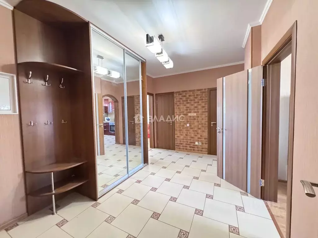 3-к кв. Башкортостан, Уфа ул. Генерала Кусимова, 15/1 (81.8 м) - Фото 1