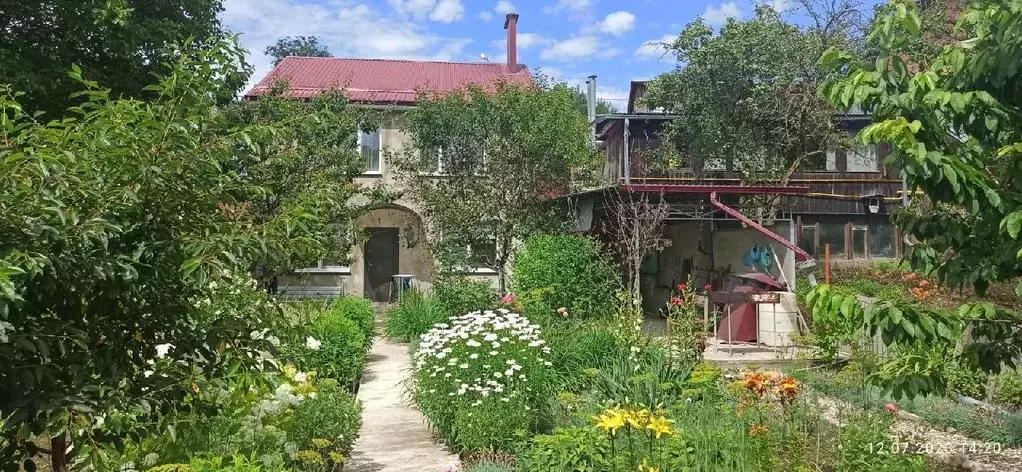 Дом в Ставропольский край, Кисловодск городской округ, пос. ... - Фото 0