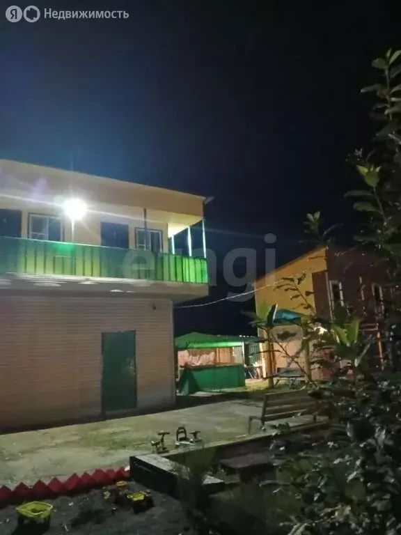 Дом в село Анос, Молодёжная улица (200 м) - Фото 2