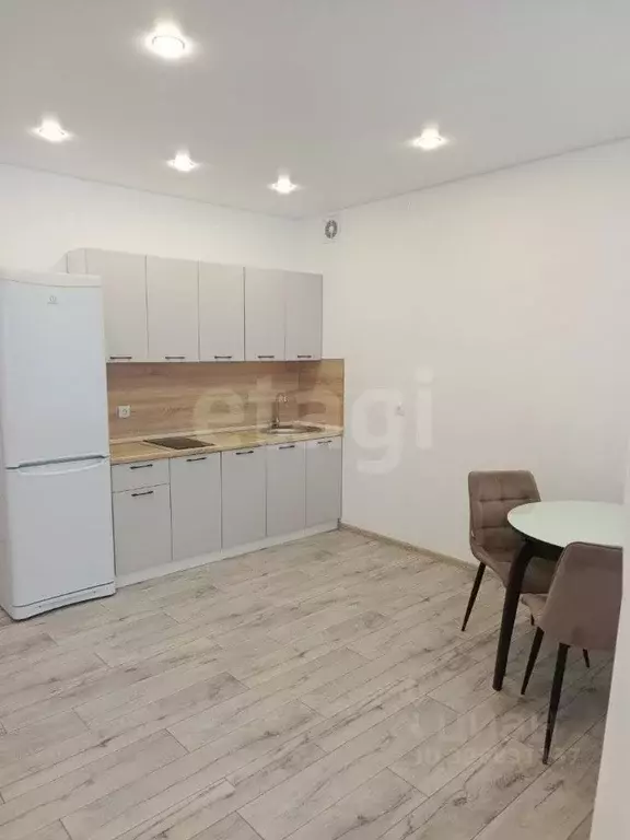 Студия Тюменская область, Тюмень ул. Василия Севергина, 2к2 (32.7 м) - Фото 0