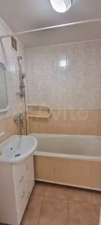 2-к. квартира, 46 м, 4/9 эт. - Фото 0