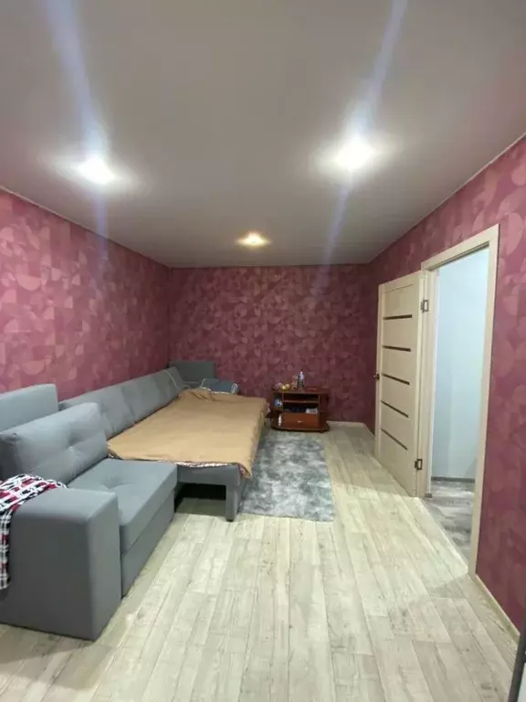 3-к кв. Пермский край, Кунгур ул. Гребнева, 85 (52.7 м) - Фото 1