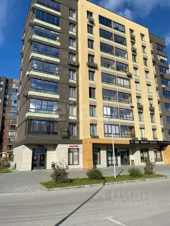 Склад в Тюменская область, Тюмень ул. Фармана Салманова, 14 (4 м) - Фото 1