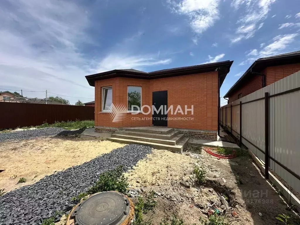 Дом в Ростовская область, Новочеркасск Фруктовая ул., 50 (100 м) - Фото 1