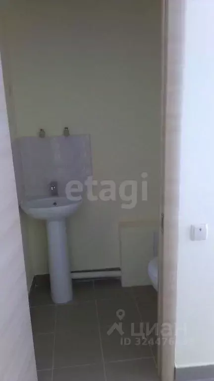 Помещение свободного назначения в Крым, Симферополь ул. Ленина (37 м) - Фото 2