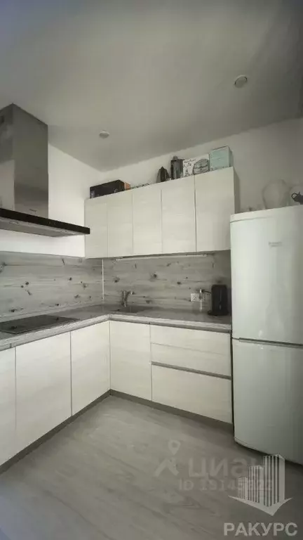 2-к кв. Татарстан, Казань ул. Сабира Ахтямова, 1к1 (58.0 м) - Фото 0