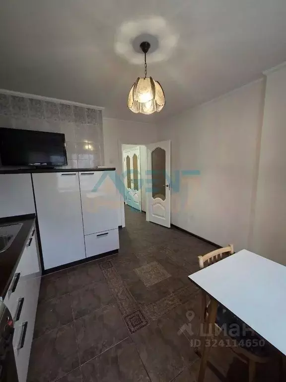 2-к кв. Белгородская область, Белгород просп. Славы, 18 (61.2 м) - Фото 2