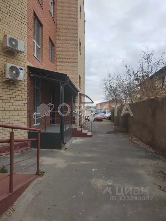 Помещение свободного назначения в Тюменская область, Тюмень ул. Клары ... - Фото 1