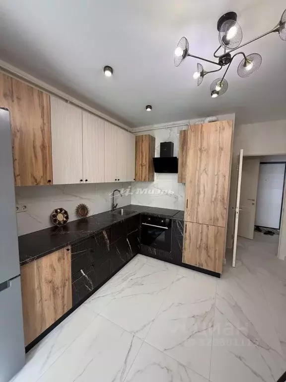 1-к кв. Крым, Симферопольский район, с. Мирное ул. Славы, 50к3 (42.0 ... - Фото 1