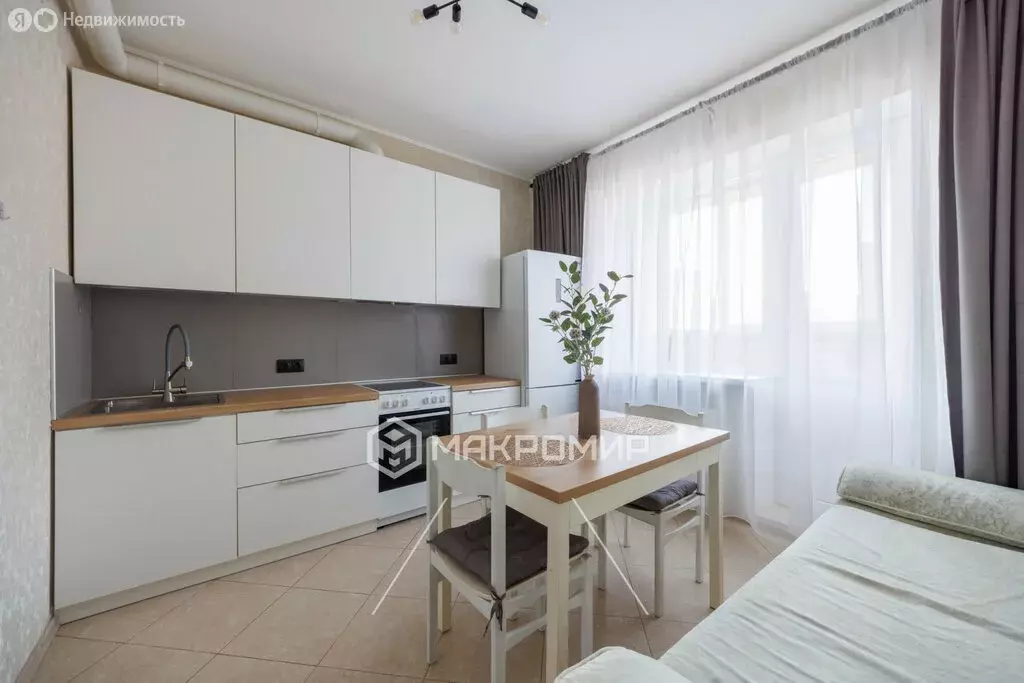 1-комнатная квартира: Брянск, проспект Станке Димитрова, 67к5 (42.5 м) - Фото 2