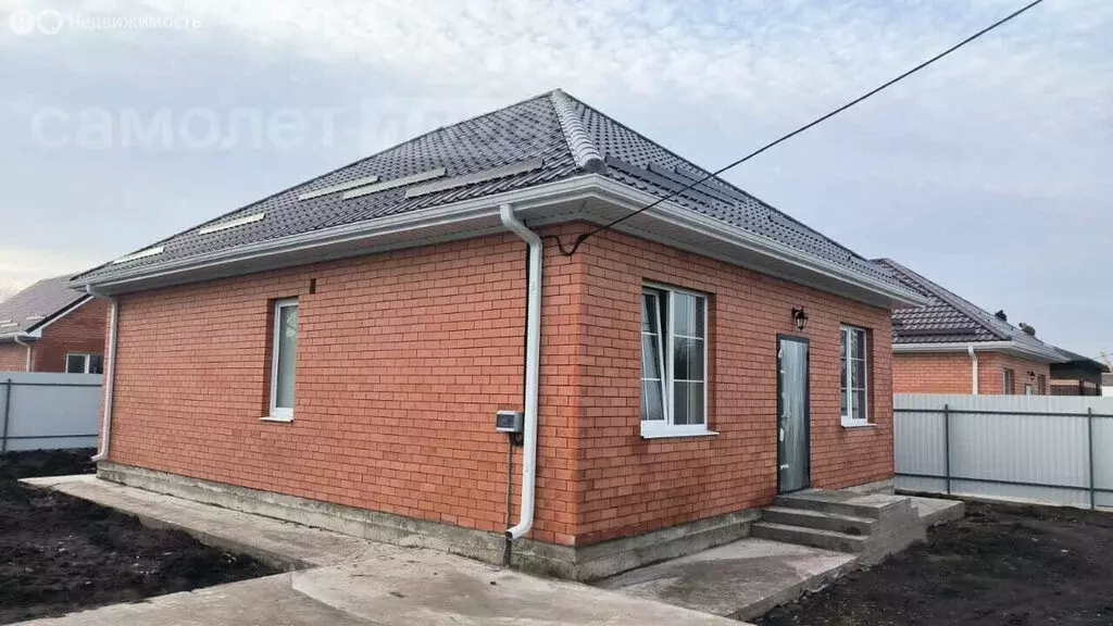 Дом в станица Каневская, улица Нестеренко, 86 (99 м) - Фото 0