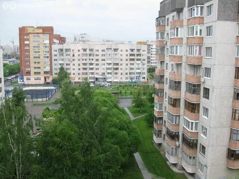 3-комнатная квартира: Тюмень, микрорайон Восточный, улица ... - Фото 1