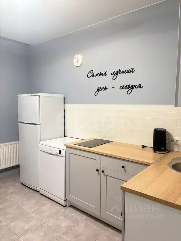 1-к кв. Тюменская область, Тюмень ул. Фармана Салманова, 14 (38.0 м) - Фото 2