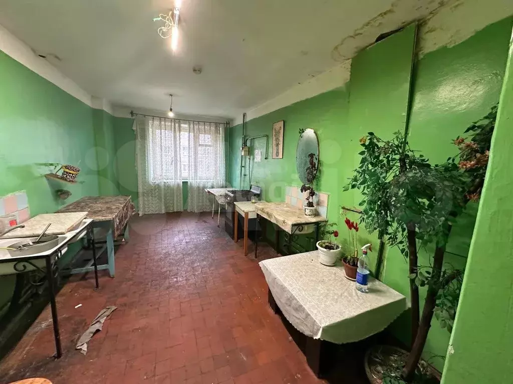 Комната 12,6 м в 1-к., 2/5 эт. - Фото 1