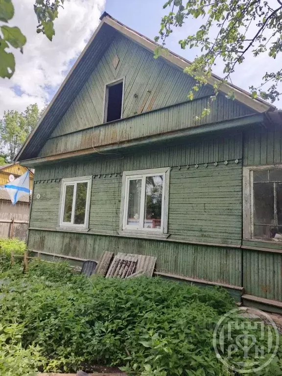 Дом в Ленинградская область, Луга Красноармейская ул., 14 (70 м) - Фото 1