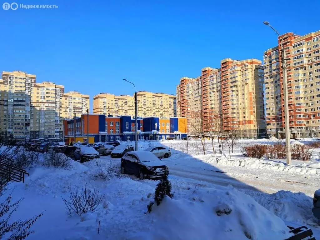 1-комнатная квартира: посёлок городского типа Свердловский, Молодёжная ... - Фото 2