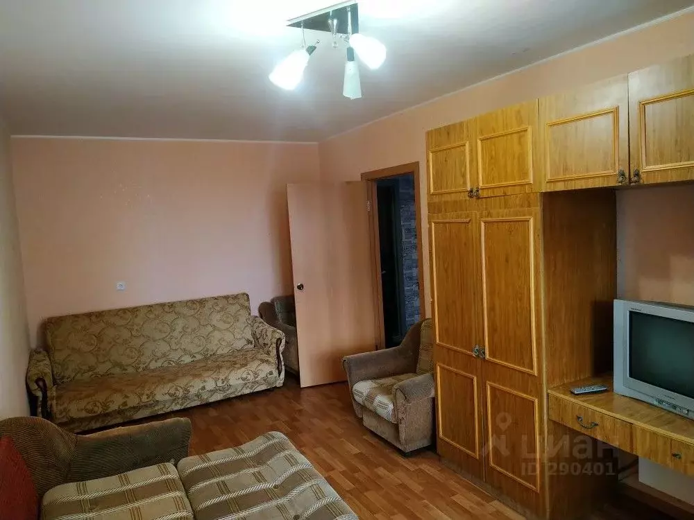 1-к кв. Курганская область, Курган Заозерный жилрайон, 5-й мкр, 34к5 ... - Фото 0