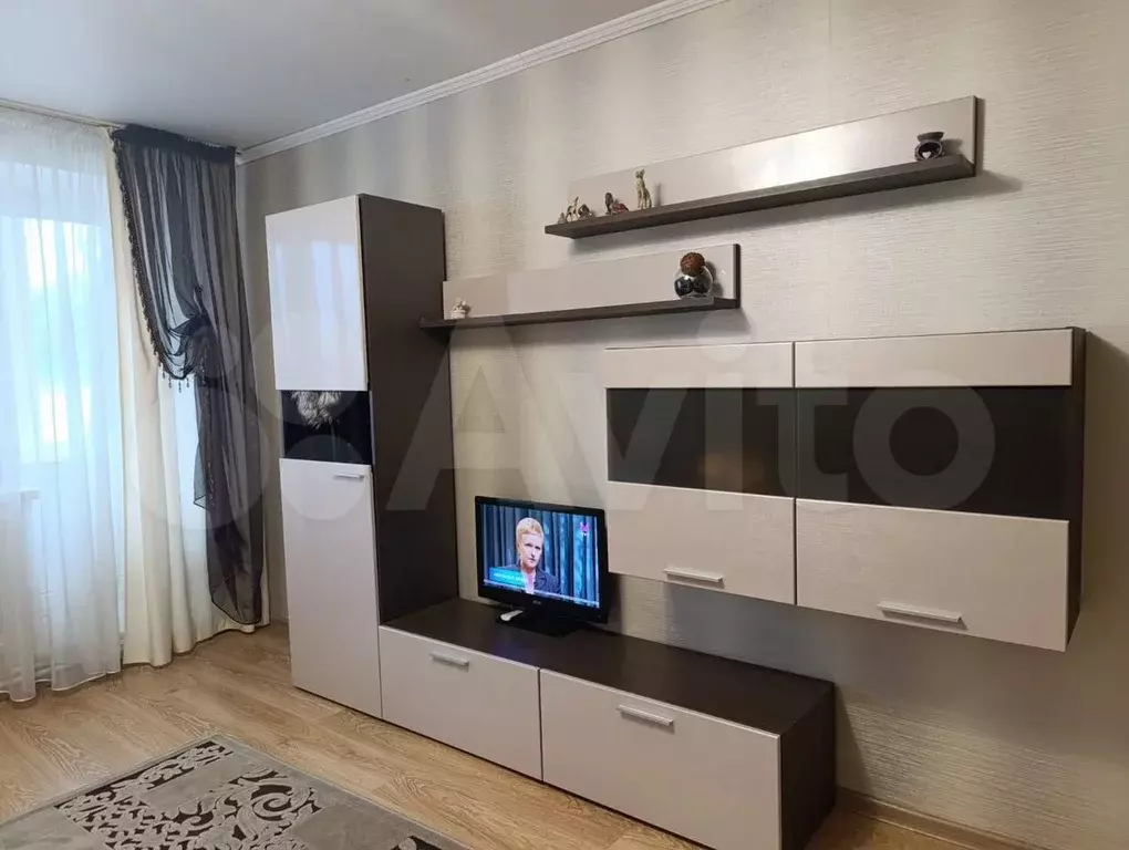 3-к. квартира, 60 м, 1/5 эт. - Фото 1