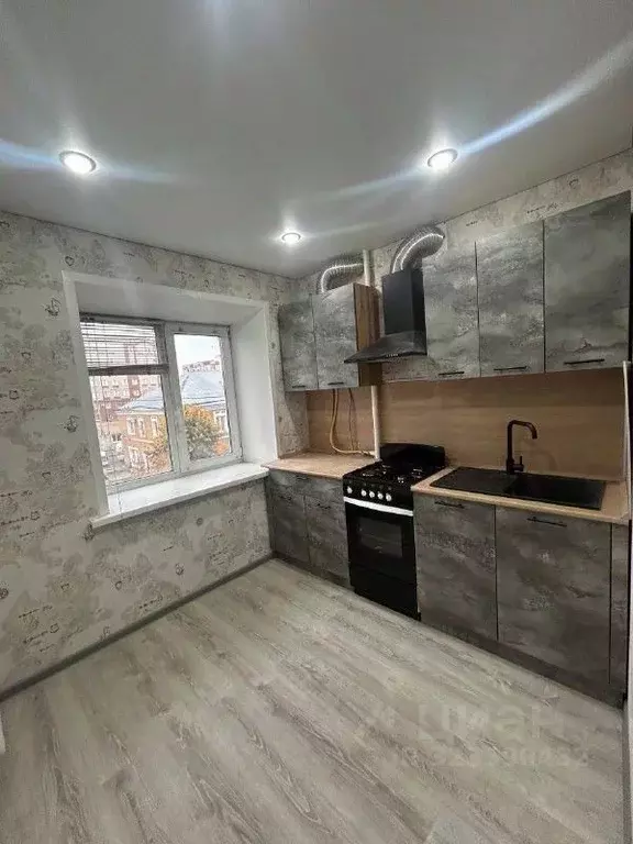 1-к кв. Самарская область, Сызрань Советская ул., 108 (32.1 м) - Фото 0