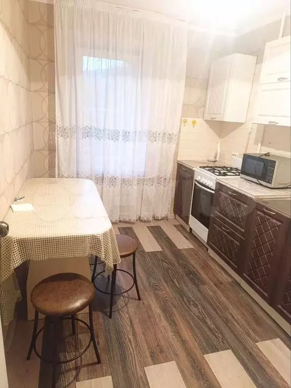 3-к. квартира, 70 м, 3/5 эт. - Фото 0