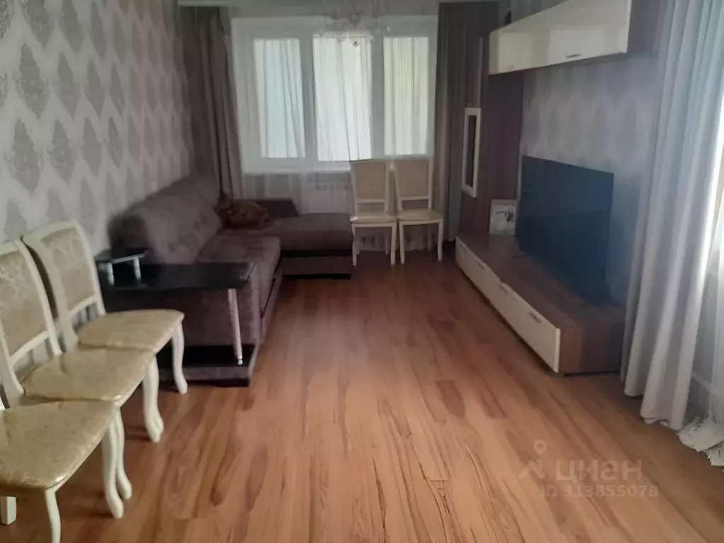 3-к кв. Саратовская область, Саратов Наумовская ул., 41 (57.0 м) - Фото 1