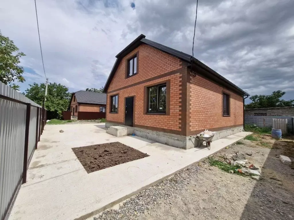 Дом в Краснодарский край, Северский район, Ильское городское ... - Фото 0