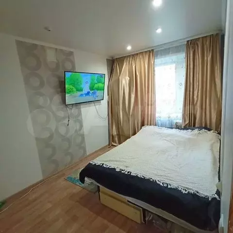 Комната 17,6 м в 3-к., 4/9 эт. - Фото 0