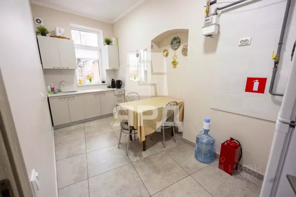 Офис в Ростовская область, Таганрог Лермонтовский пер. (112 м) - Фото 1