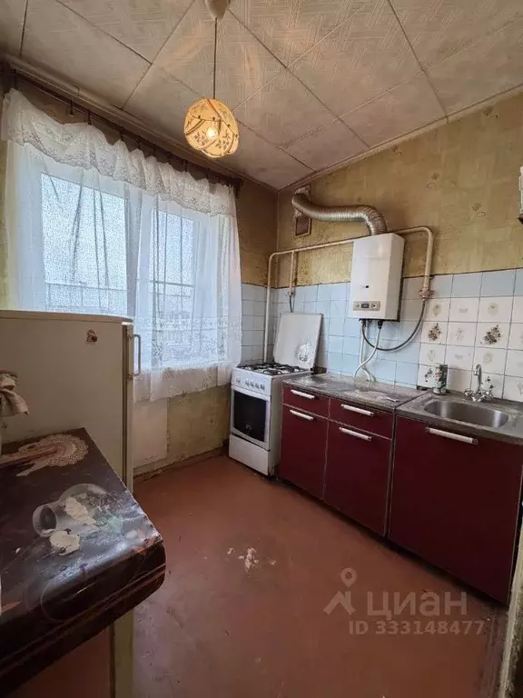 2-к кв. Псковская область, Великие Луки Первомайская ул., 15к1 (45.0 ... - Фото 1