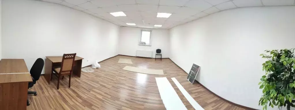 Офис в Саратовская область, Саратов ул. Танкистов, 90А/1 (30 м) - Фото 2