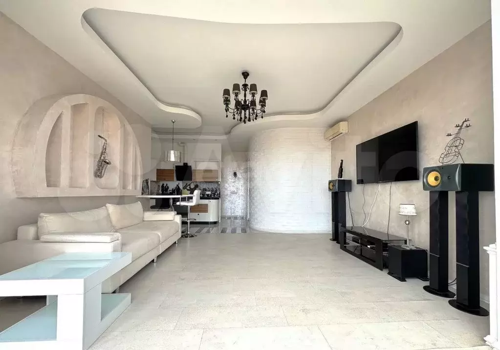 2-к. квартира, 70 м, 7/7 эт. - Фото 1
