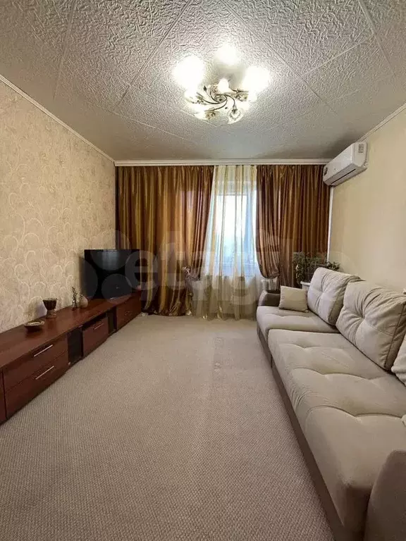 2-к. квартира, 50 м, 6/9 эт. - Фото 1