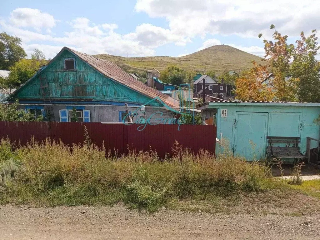 Дом в Оренбургская область, Медногорск Уральская ул., 44 (52 м) - Фото 1