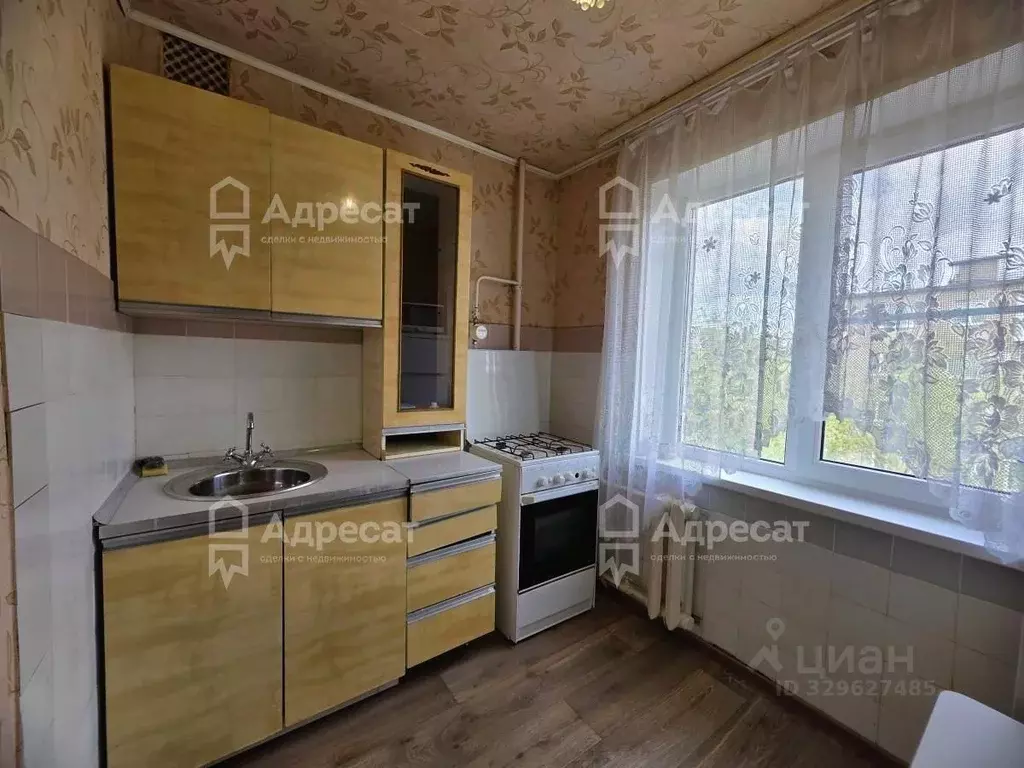2-к кв. Волгоградская область, Волжский Советская ул., 38 (45.0 м) - Фото 1