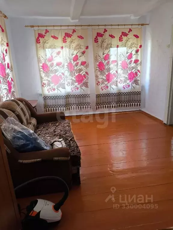 Дом в Челябинская область, Пласт ул. Губина, 62 (43 м) - Фото 1