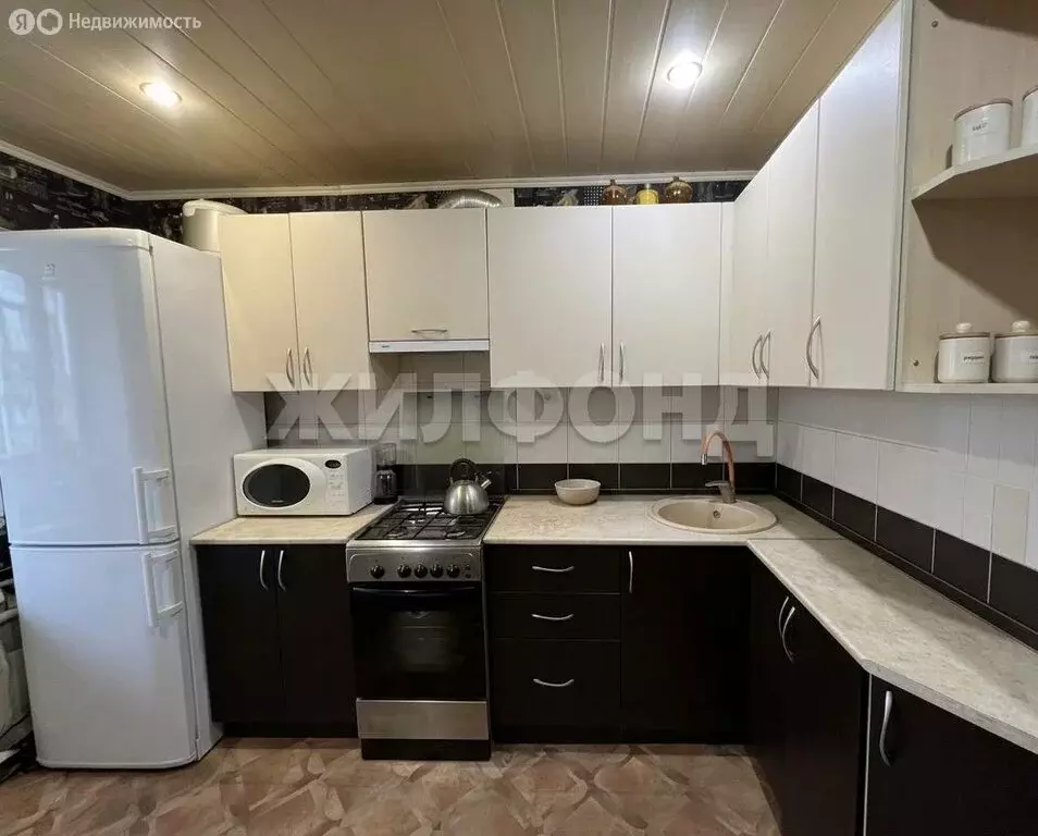 3-комнатная квартира: Брянск, улица Володарского, 5/1 (57 м) - Фото 2