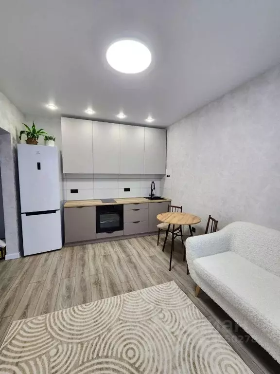 2-к кв. Алтайский край, Барнаул ул. Шумакова, 13 (35.0 м) - Фото 1