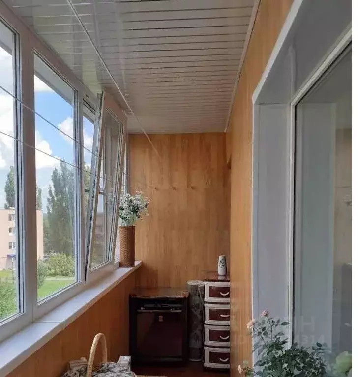 3-к кв. Белгородская область, Старый Оскол ул. Хмелева, 3 (61.0 м) - Фото 2