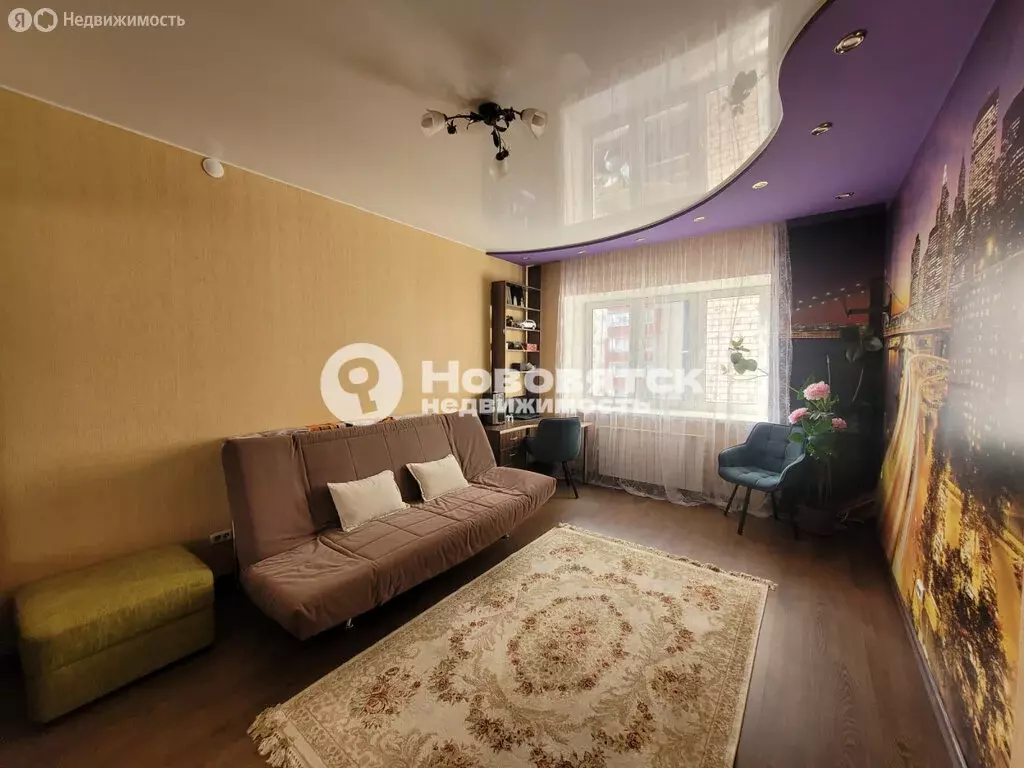 3-комнатная квартира: Киров, Нововятский район, Советская улица, 58к1 ... - Фото 0