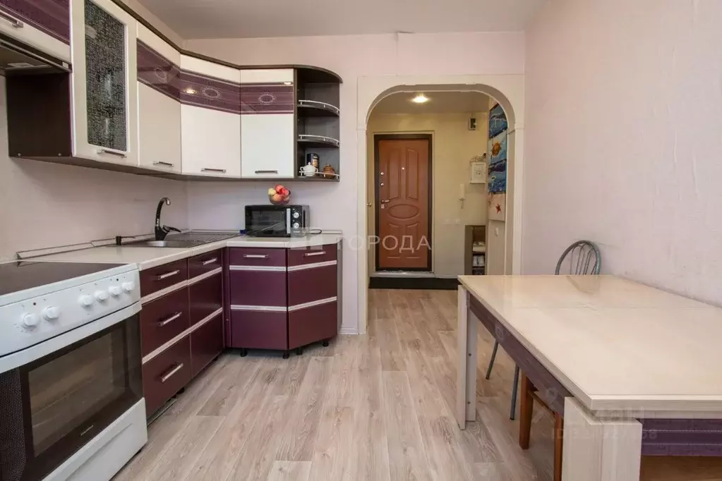 3-к кв. Кемеровская область, Новокузнецк 1 Мая ул., 8А (56.6 м) - Фото 1